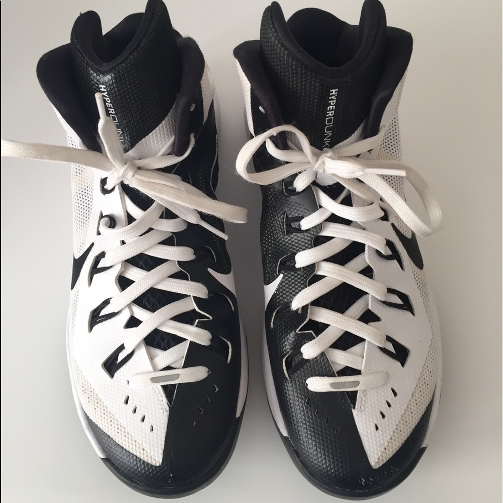 NIKE 🖤 Black and white hyperdunks 👻